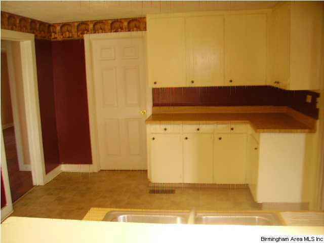 7724 Birmingport Road Mulga, AL 35118 - Photo 6 of 17