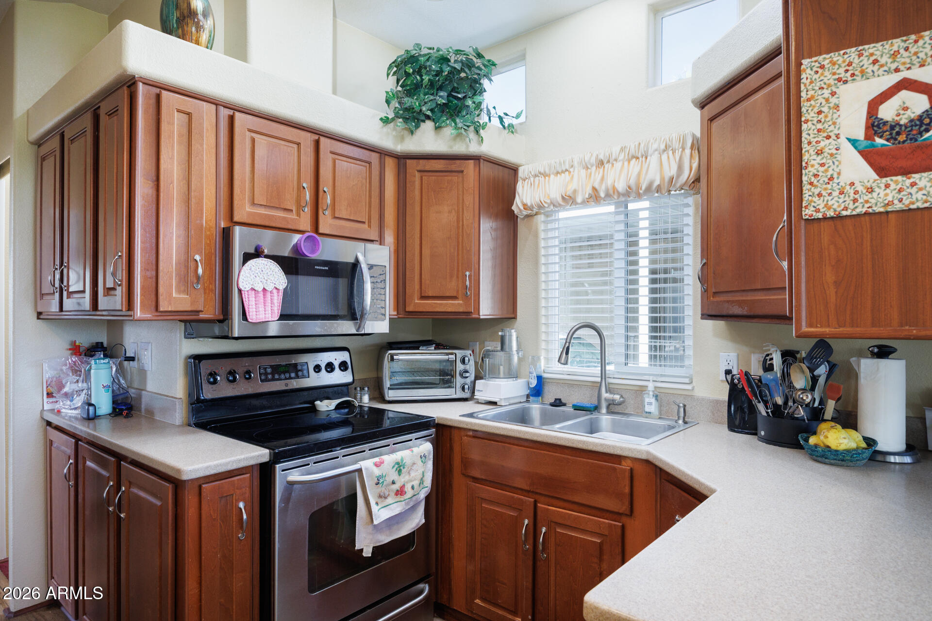 1110 North Verbena Henness Road, Unit 1889 Casa Grande, AZ 85122 - Photo 18 of 51 1110 N Henness Lot 1889 - Kitchen 2