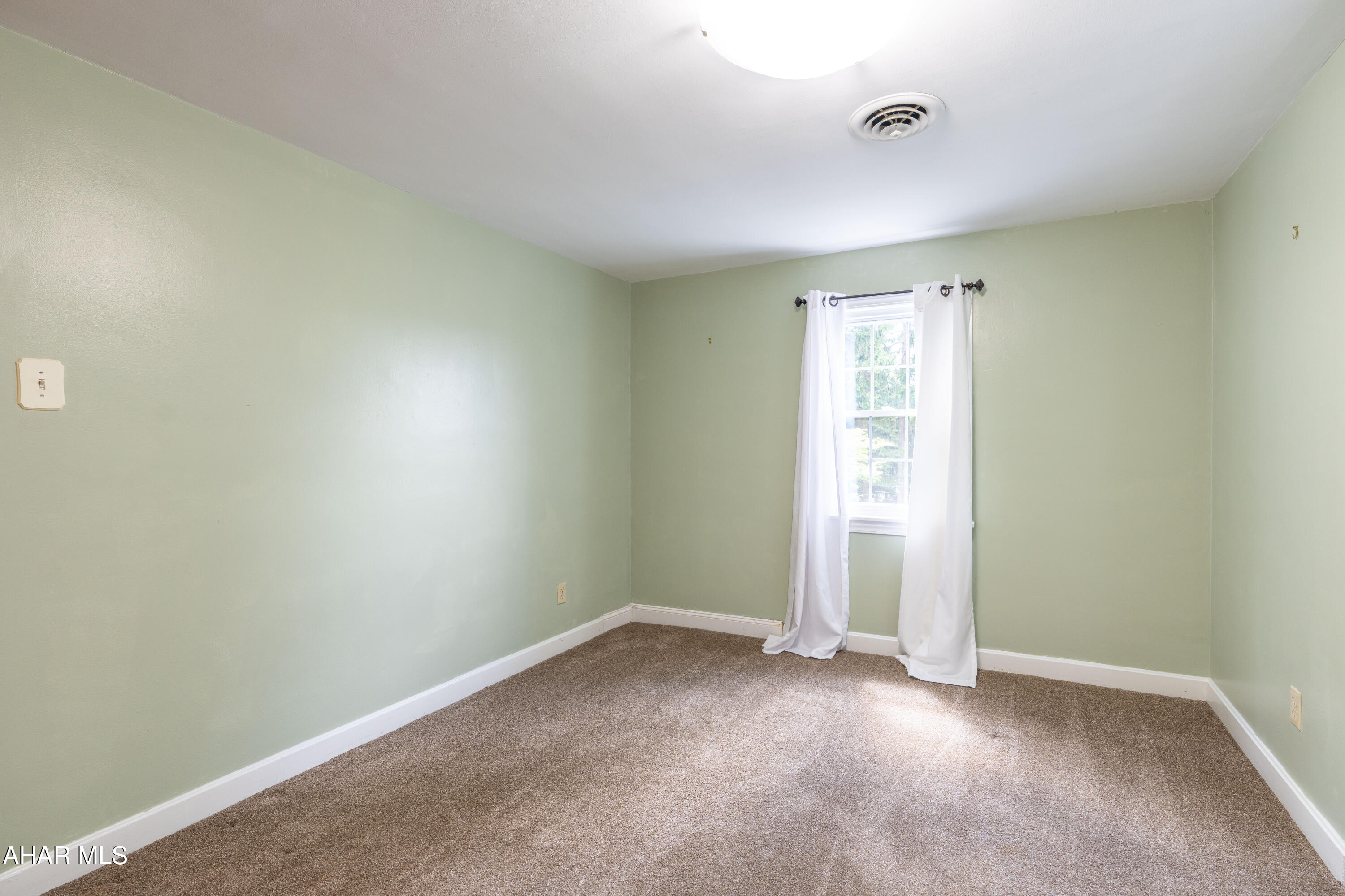 4022 Ridge Avenue Altoona, PA 16602 - Photo 39 of 71