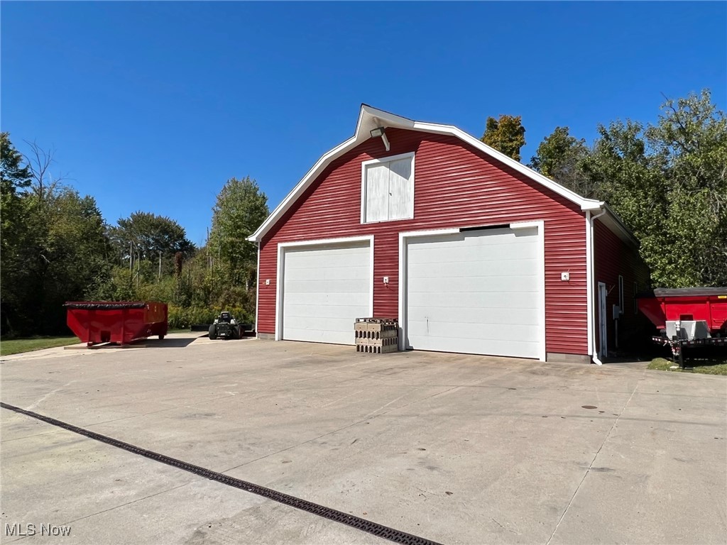 9960 Mentor Road Chardon, OH 44024 - Photo 6 of 44 Gallery Image 6