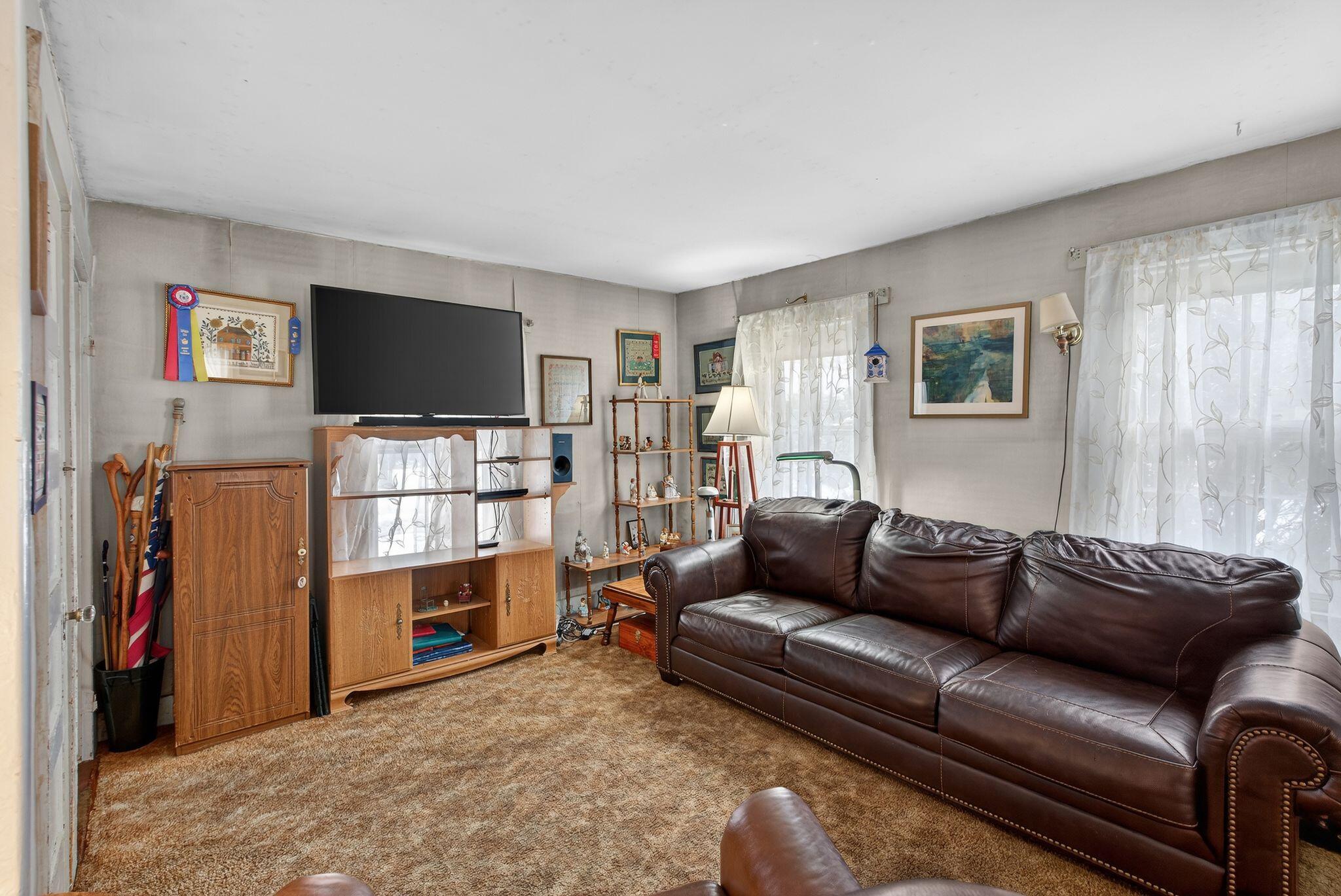 42 Bowker Street Brunswick, ME 04011 - Photo 12 of 41 27_DSC00404