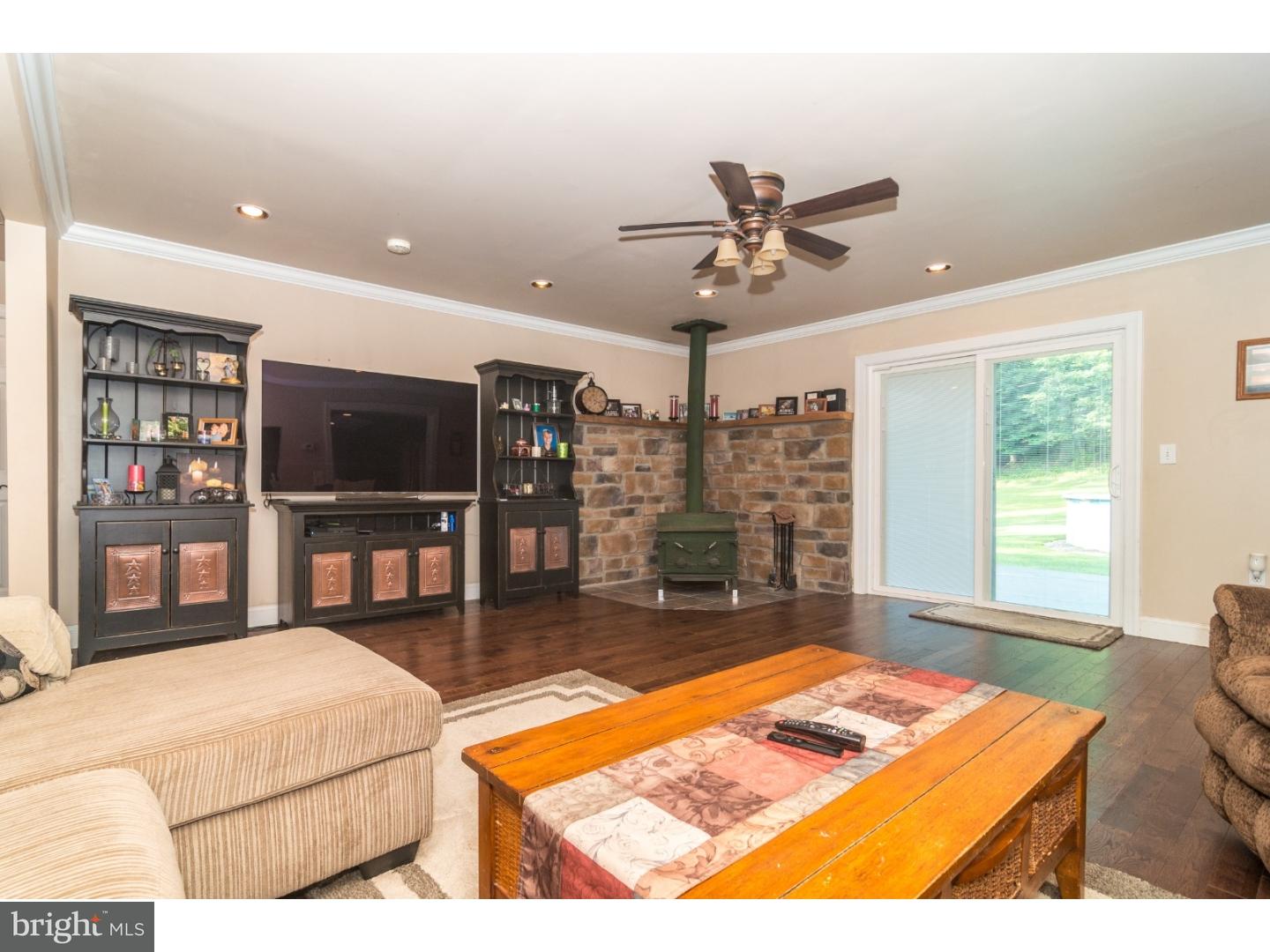 601 Layfield Road Perkiomenville, PA 18074 - Photo 5 of 25 Great Room