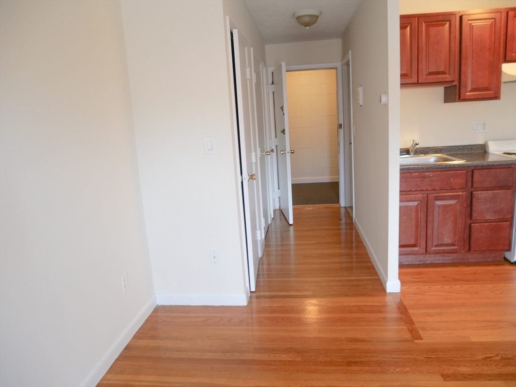 1027 Commonwealth Avenue, Unit 25 Boston, MA 02215 - Photo 2 of 6