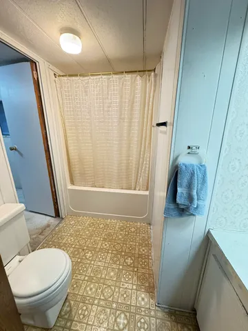 $98,000 | 107 East 4th Avenue, Metaline Falls, WA 99153