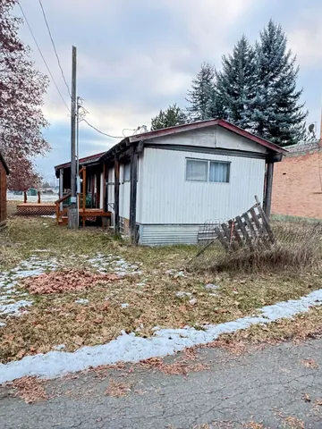 $98,000 | 107 East 4th Avenue, Metaline Falls, WA 99153