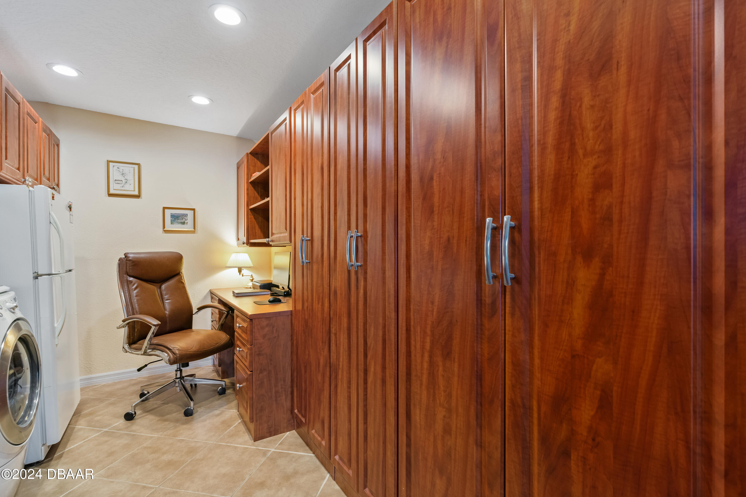 99 Raintree Circle Palm Coast, FL 32164 - Photo 17 of 47 Abundance of storage