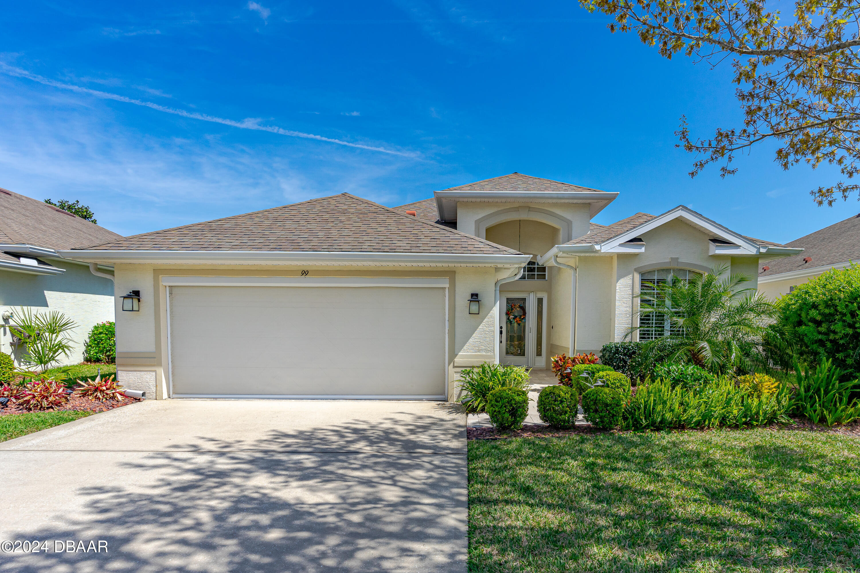 99 Raintree Circle Palm Coast, FL 32164 - Photo 2 of 47 Front of home