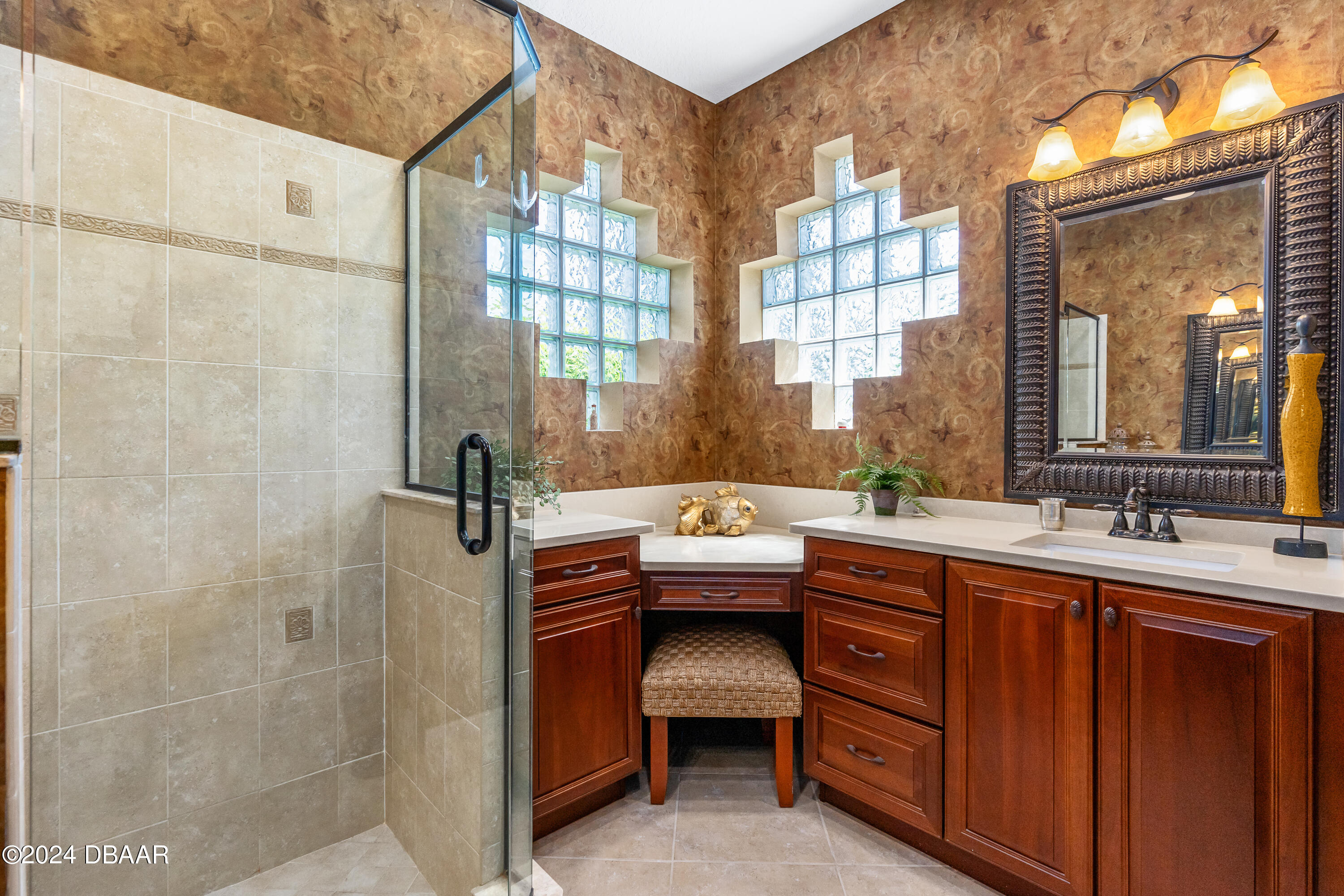 99 Raintree Circle Palm Coast, FL 32164 - Photo 21 of 47 Immaculate bathroom