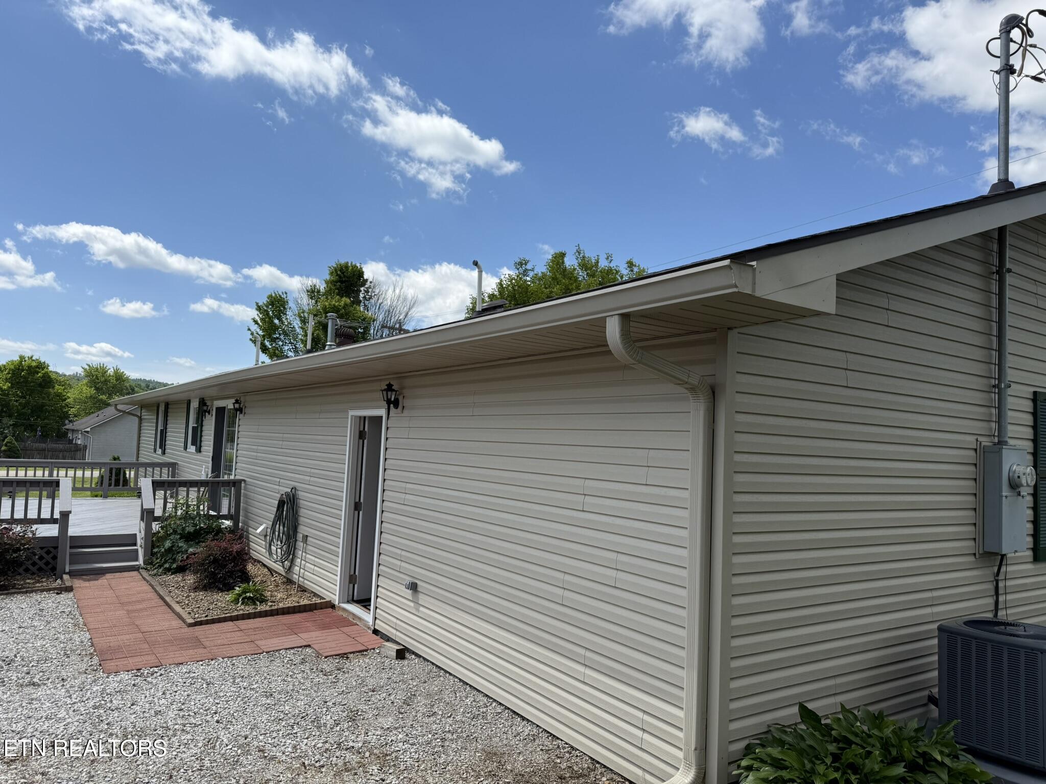 155 Valley View Road La Follette, TN 37766 - Photo 27 of 40 IMG_4329 - Copy