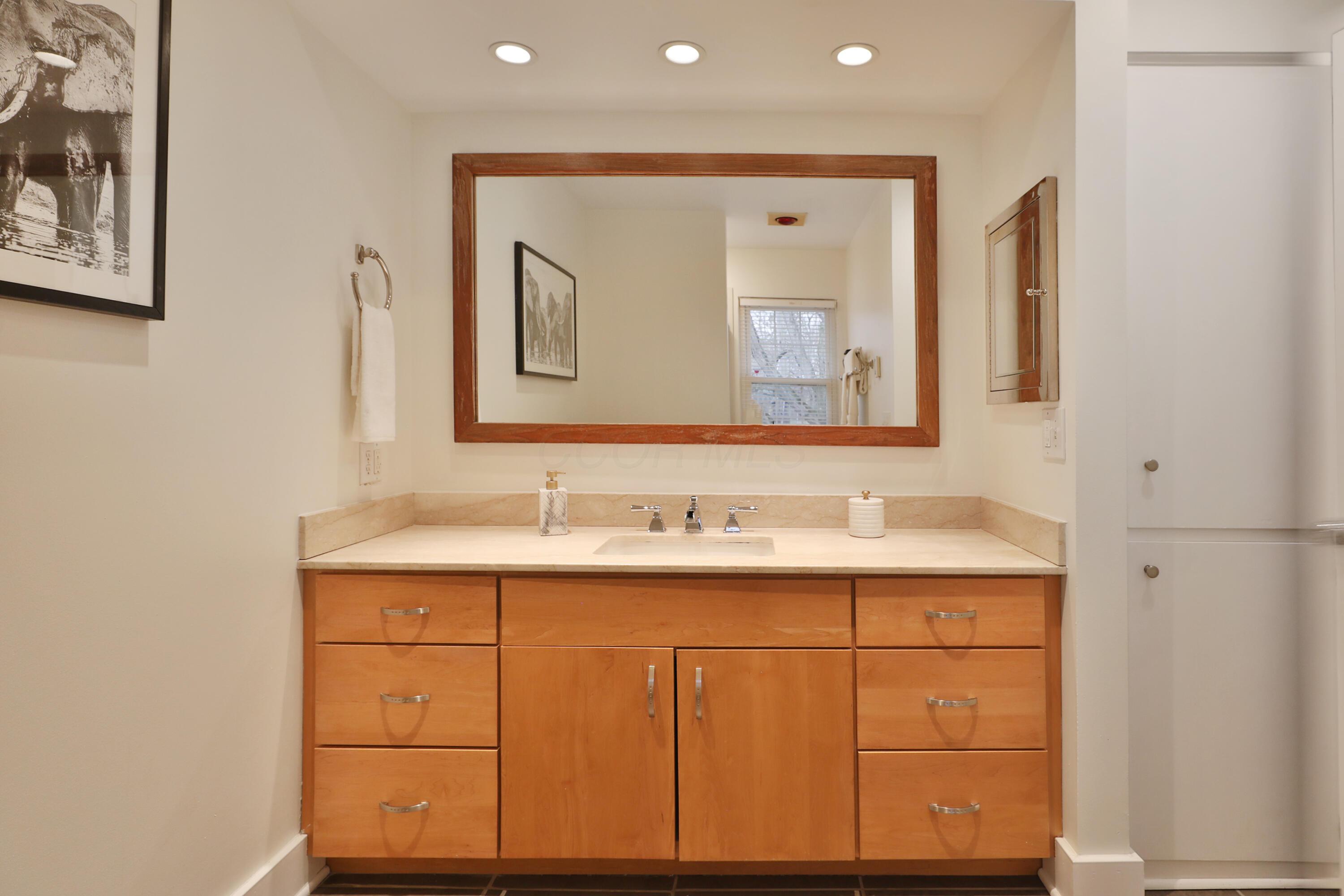 4347 Castleton Road Columbus, OH 43220 - Photo 34 of 71 Primary Bath