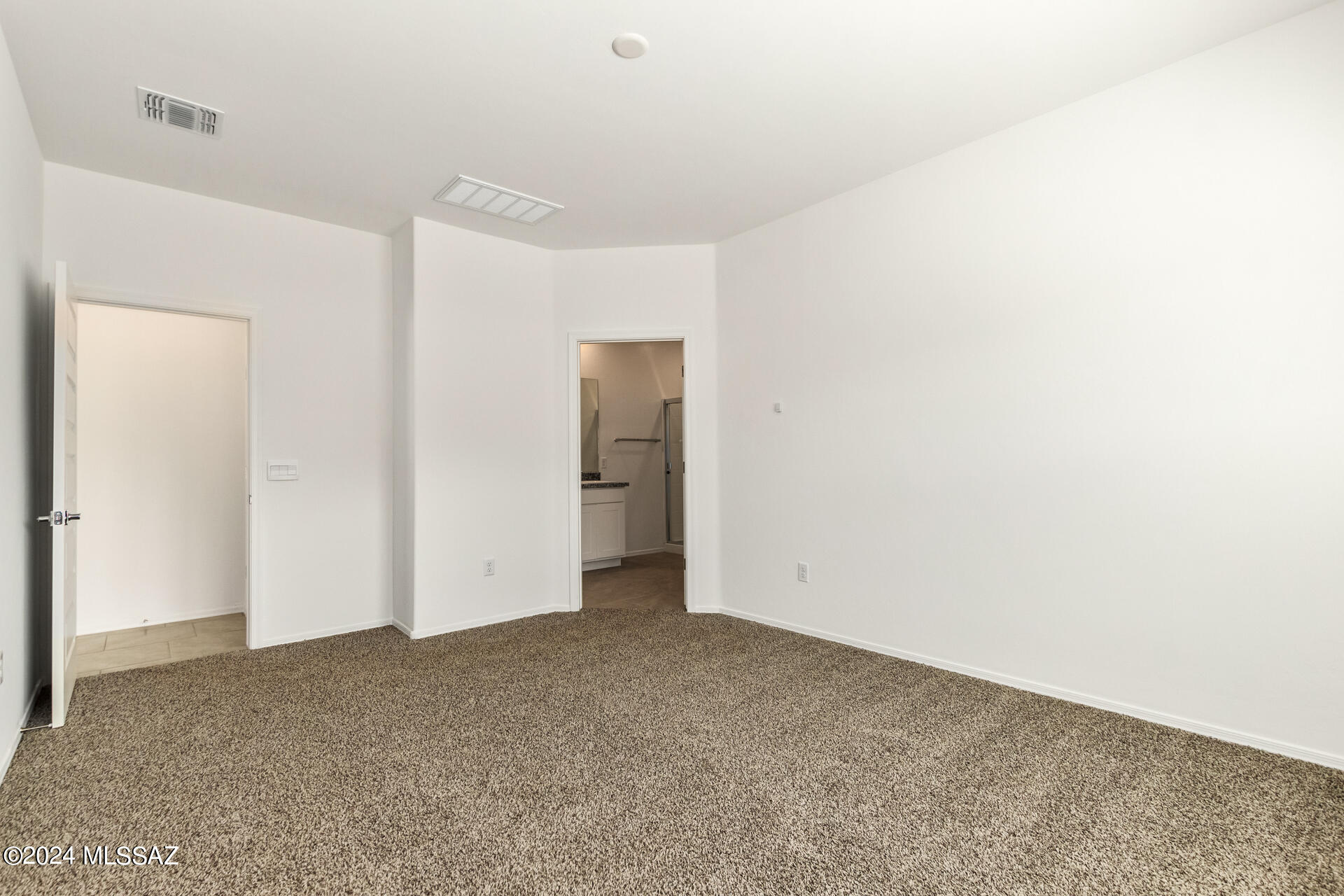 12496 West Barnett Road Marana, AZ 85653 - Photo 20 of 40