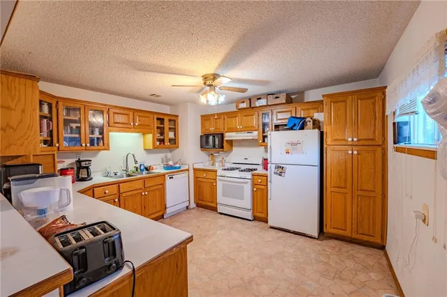 $145,000 | 323 South Holbrook Street, Fort Scott, KS 66701