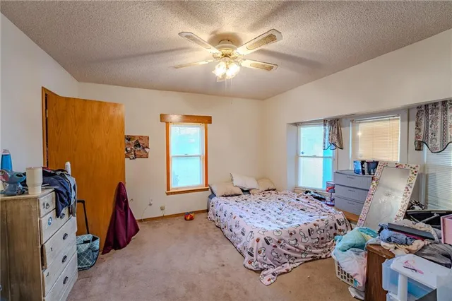 $145,000 | 323 South Holbrook Street, Fort Scott, KS 66701