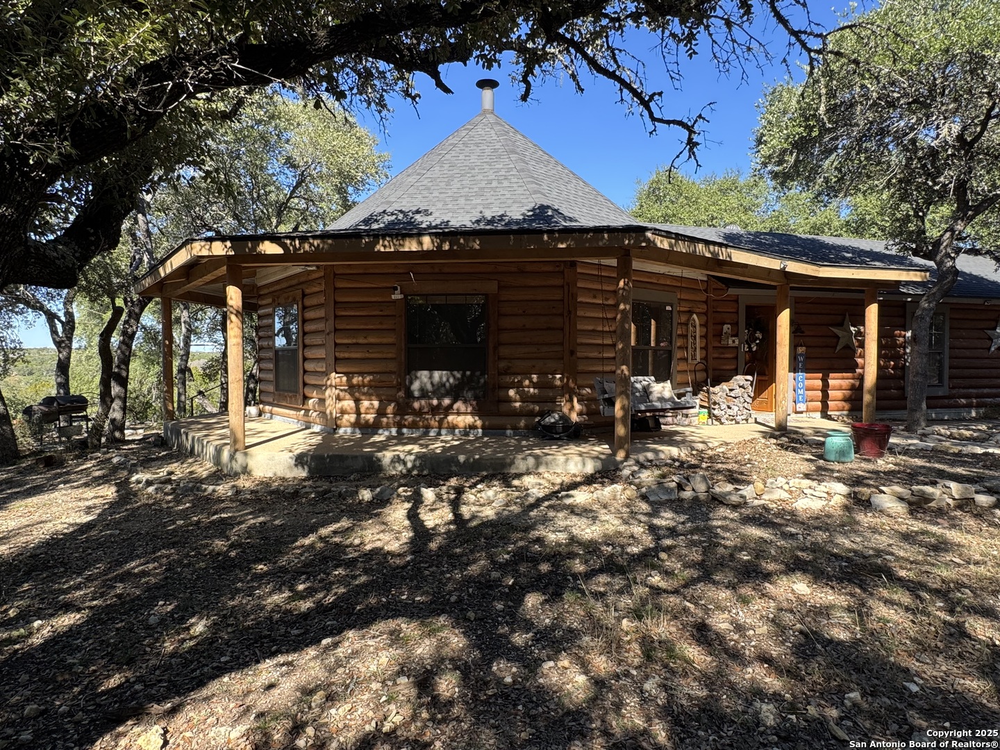 620 Lake Forest Road Pipe Creek, TX 78063 - Photo 4 of 54