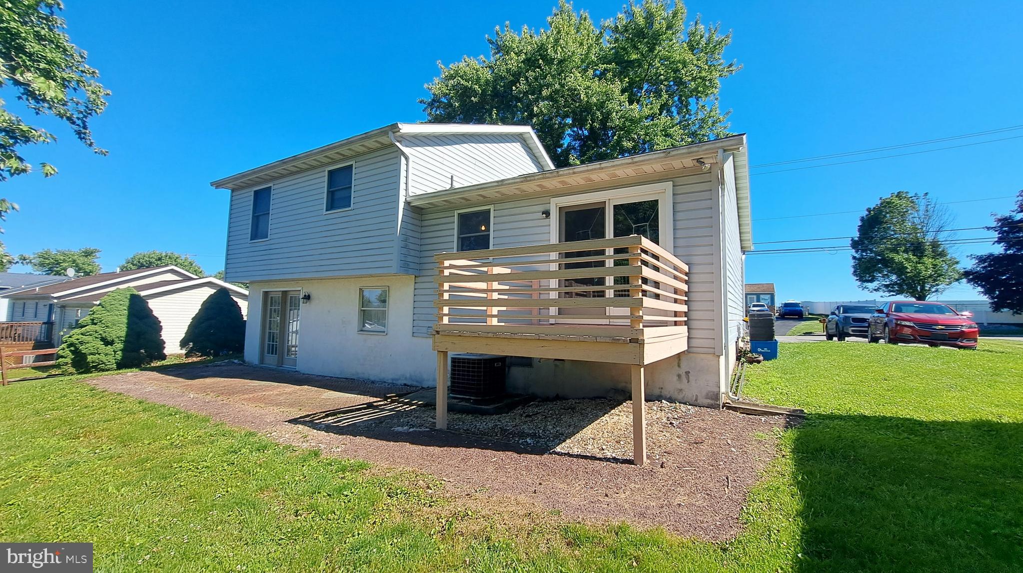 451 Clover Lane Hanover, PA 17331 - Photo 68 of 74 Deck and Patio