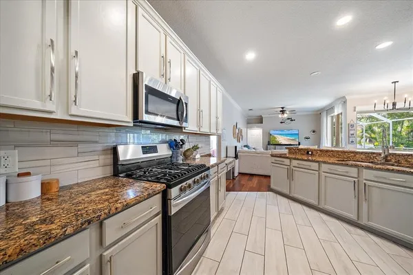 $579,900 | 11719 Winding Woods Way, Lakewood Ranch, FL 34202