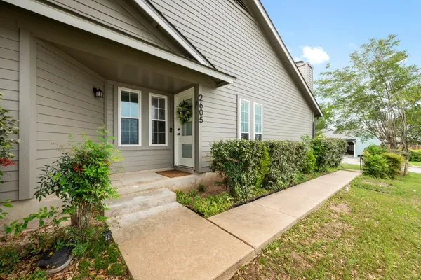 $315,900 | 2605 West Stassney Lane, Unit A, Austin, TX 78745
