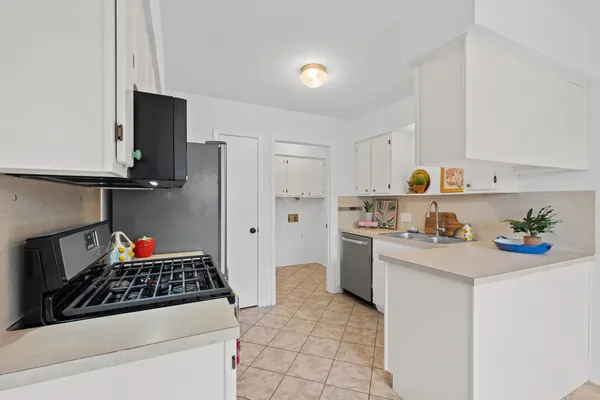 $315,900 | 2605 West Stassney Lane, Unit A, Austin, TX 78745