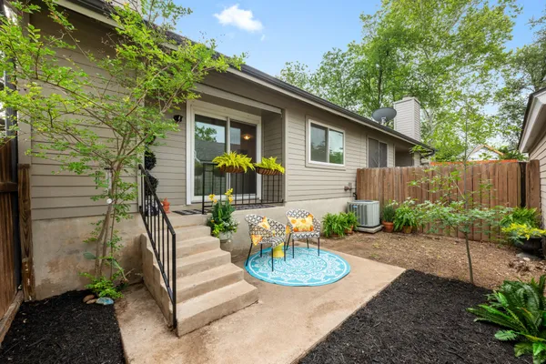 $315,900 | 2605 West Stassney Lane, Unit A, Austin, TX 78745
