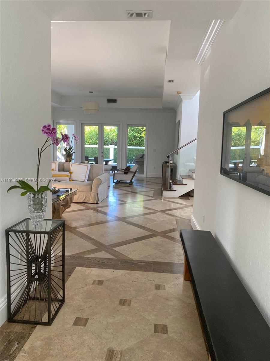 8 Turtle Walk, Unit 8 Key Biscayne, FL 33149 - Photo 2 of 23