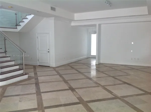 $18,000 | 8 Turtle Walk, Unit 8, Key Biscayne, FL 33149
