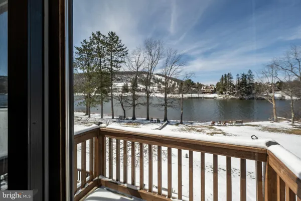 $789,900 | 33 Ski Harbor Drive, Unit 33, McHenry, MD 21541