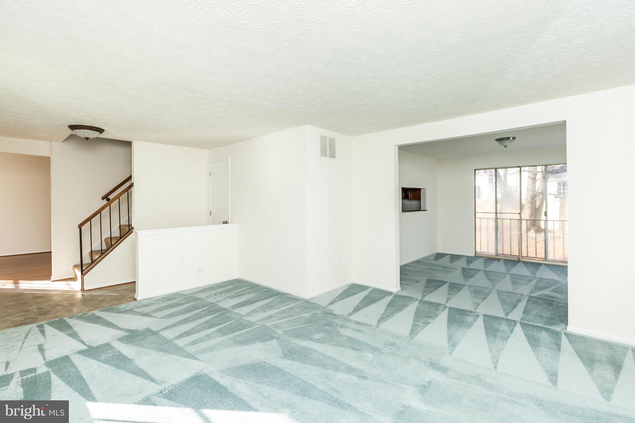 8688 Mission Road Jessup, MD 20794 - Photo 21 of 30 Living Room