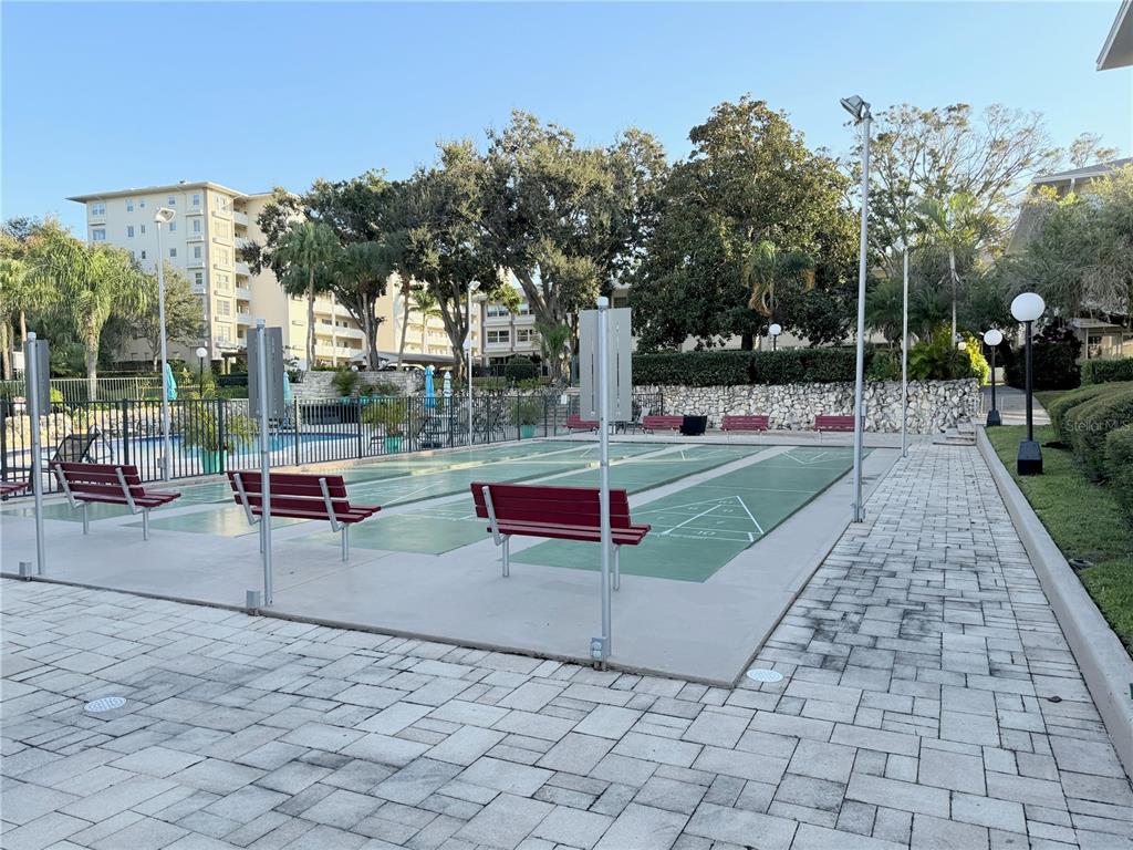 1524 Lakeview Road, Unit 305 Clearwater, FL 33756 - Photo 17 of 18 a view of a park with sitting area