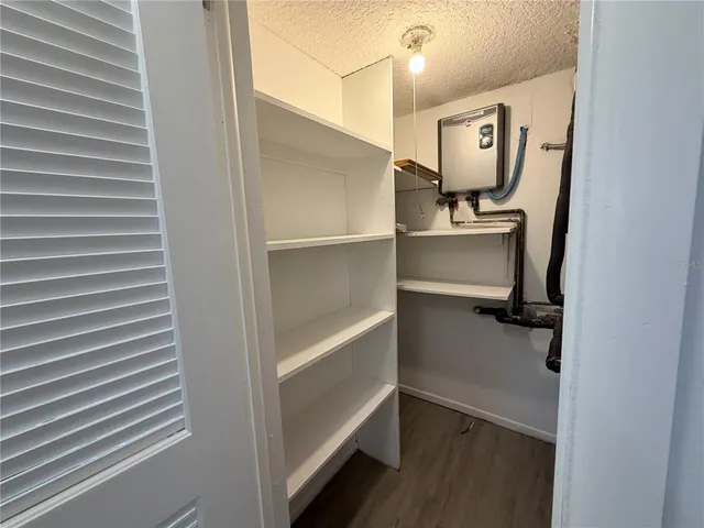 $1,500 | 1524 Lakeview Road, Unit 305, Clearwater, FL 33756
