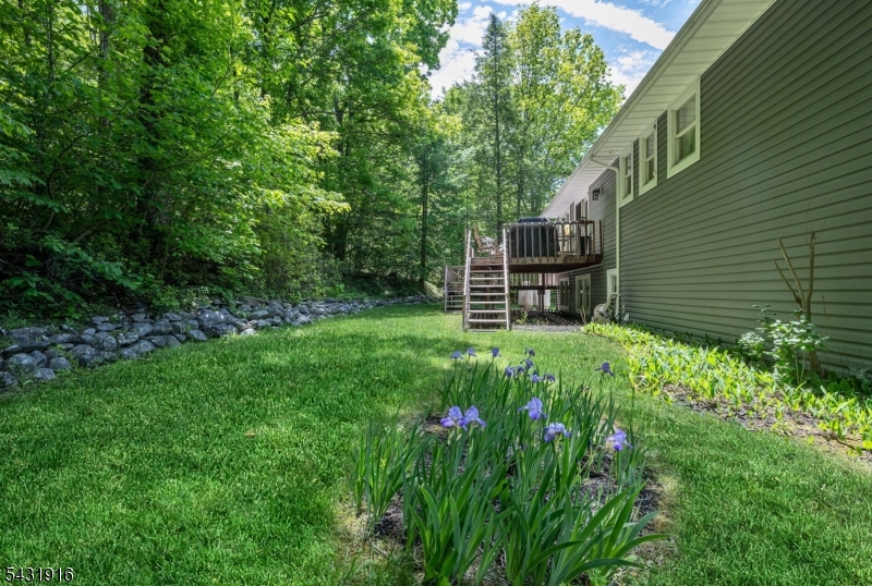 19 Rabbit Run West Milford, NJ 07435 - Photo 29 of 31