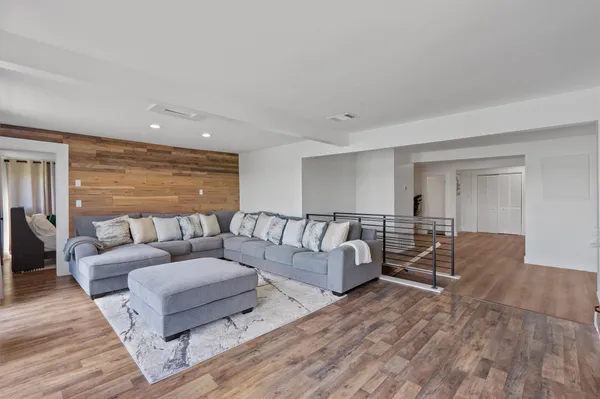 $3,100 | 25413 Pedernales Point Drive, Spicewood, TX 78669