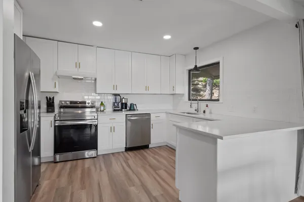 $3,100 | 25413 Pedernales Point Drive, Spicewood, TX 78669