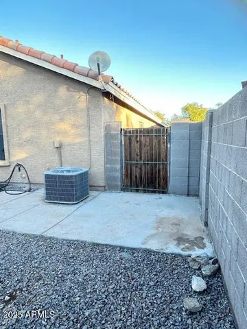 $2,150 | 959 East Arabian Drive, Gilbert, AZ 85296