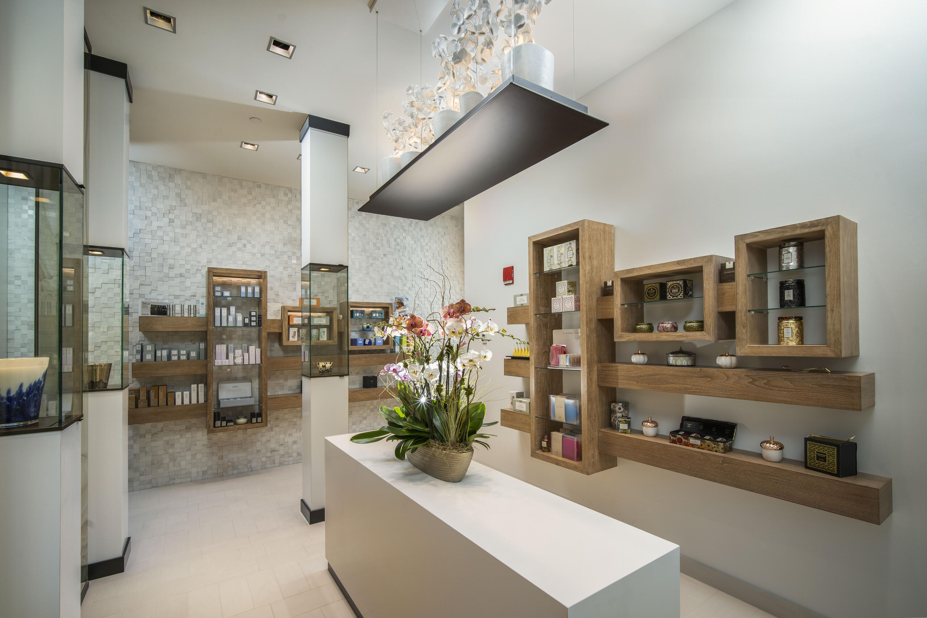 7808 L Aquila Way Delray Beach, FL 33446 - Photo 65 of 73 Spa Retail 2 - Hi Res