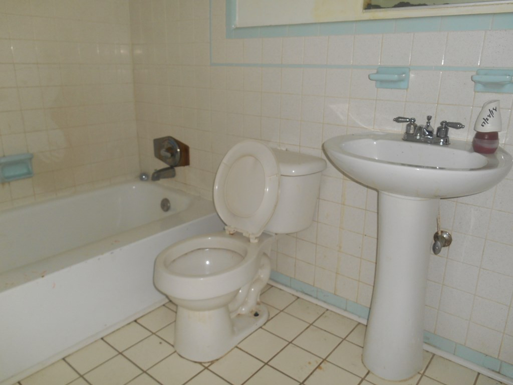 1729 Kissingbower Road Augusta, GA 30904 - Photo 12 of 19