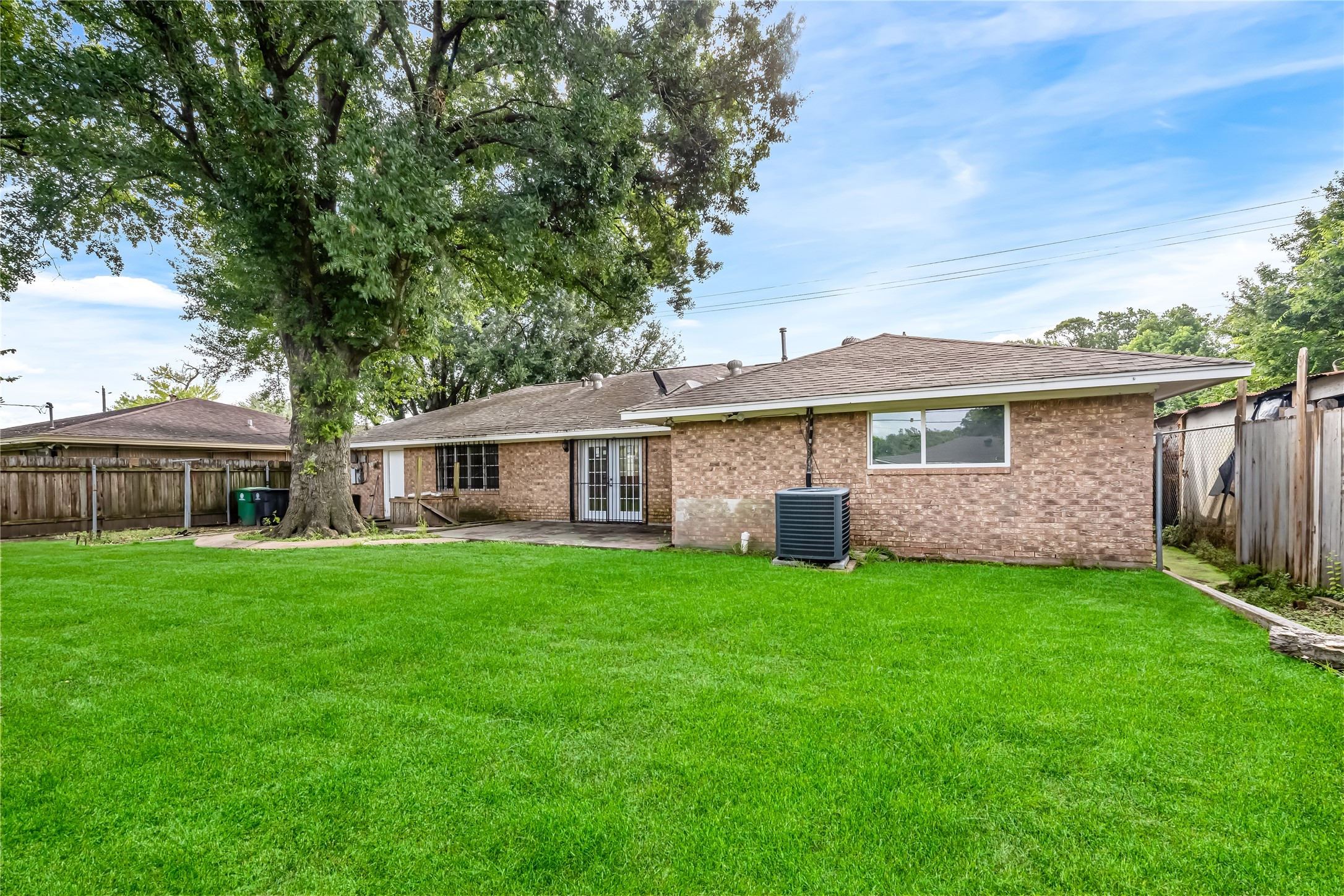7707 Nordling Road Houston, TX 77037 - Photo 15 of 17