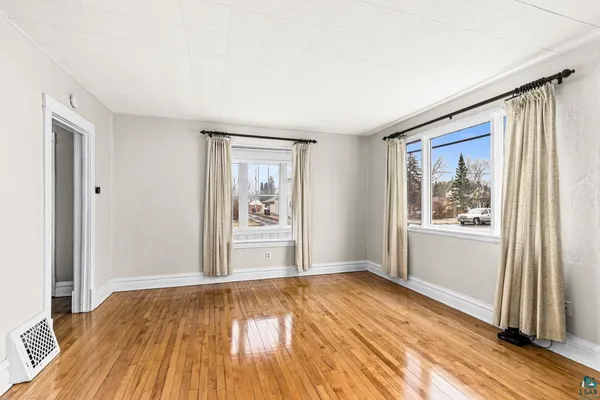 $229,900 | 607 3rd Avenue East, Superior, WI 54880