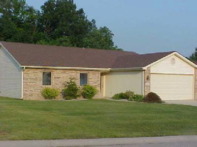 305 Springer Drive Butler, IN 46721 - Photo 1 of 8