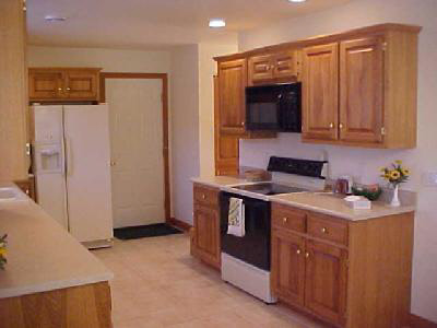 305 Springer Drive Butler, IN 46721 - Photo 3 of 8