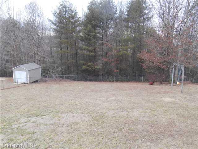 164 Hawksbridge Road Mount Airy, NC 27030 - Photo 15 of 16 Yard/Garden.