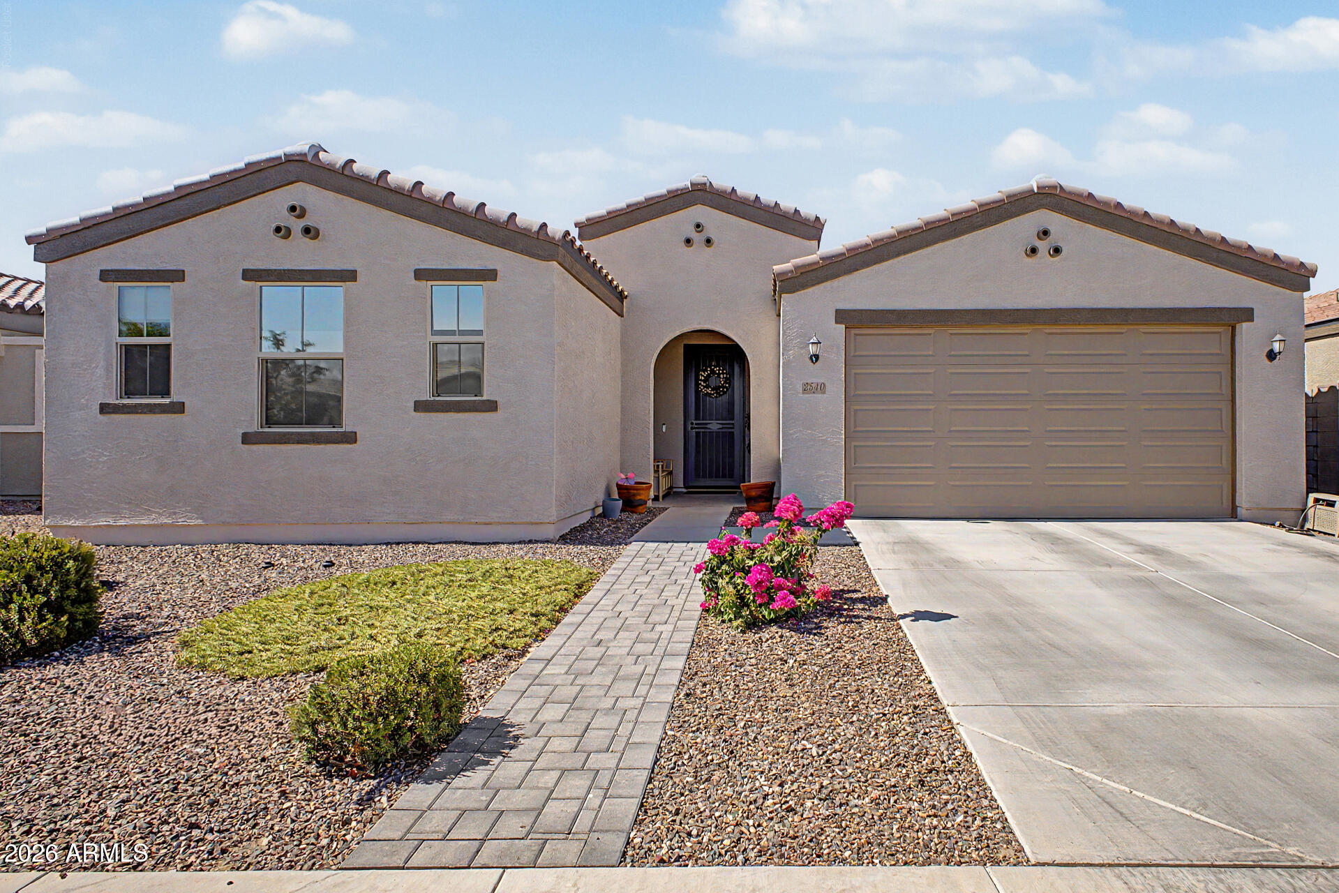 2540 West Grenadine Road Phoenix, AZ 85041 - Photo 2 of 69 North South Exposure