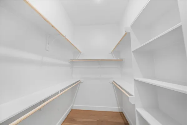 $2,400 | 312 Queen Sude Lane, Houston, TX 77091