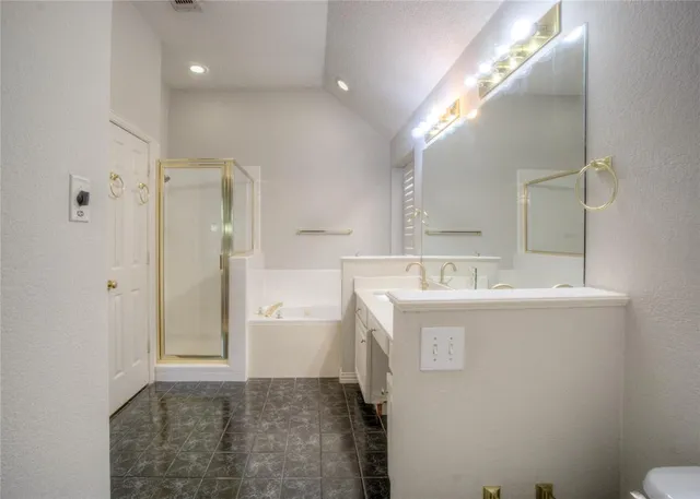 $2,395 | 14584 Whitman Court, Addison, TX 75001