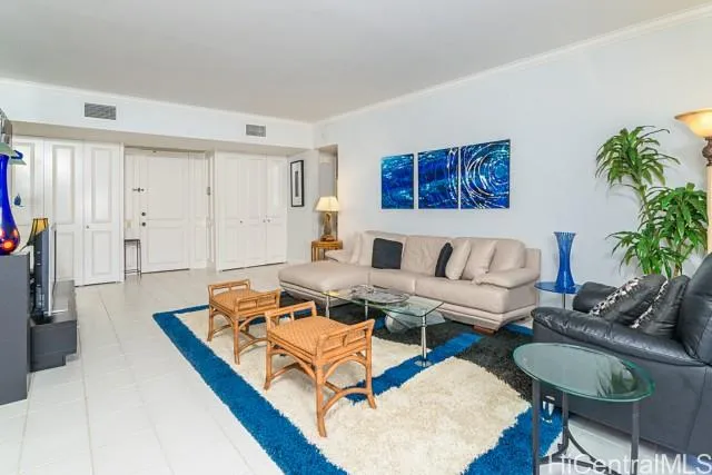 $9,000 | 4999 Kahala Avenue, Unit 350, Honolulu, HI 96816