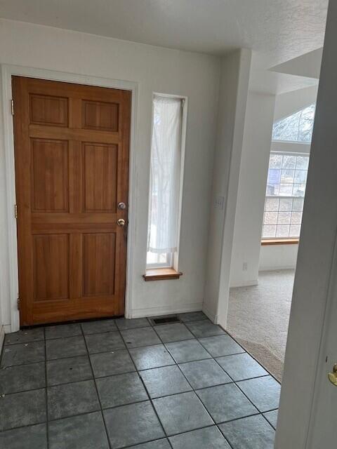 331 Tendoy Street Bellevue, ID 83313 - Photo 3 of 15 front entry