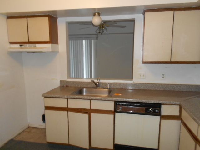 31084665-5.JPG