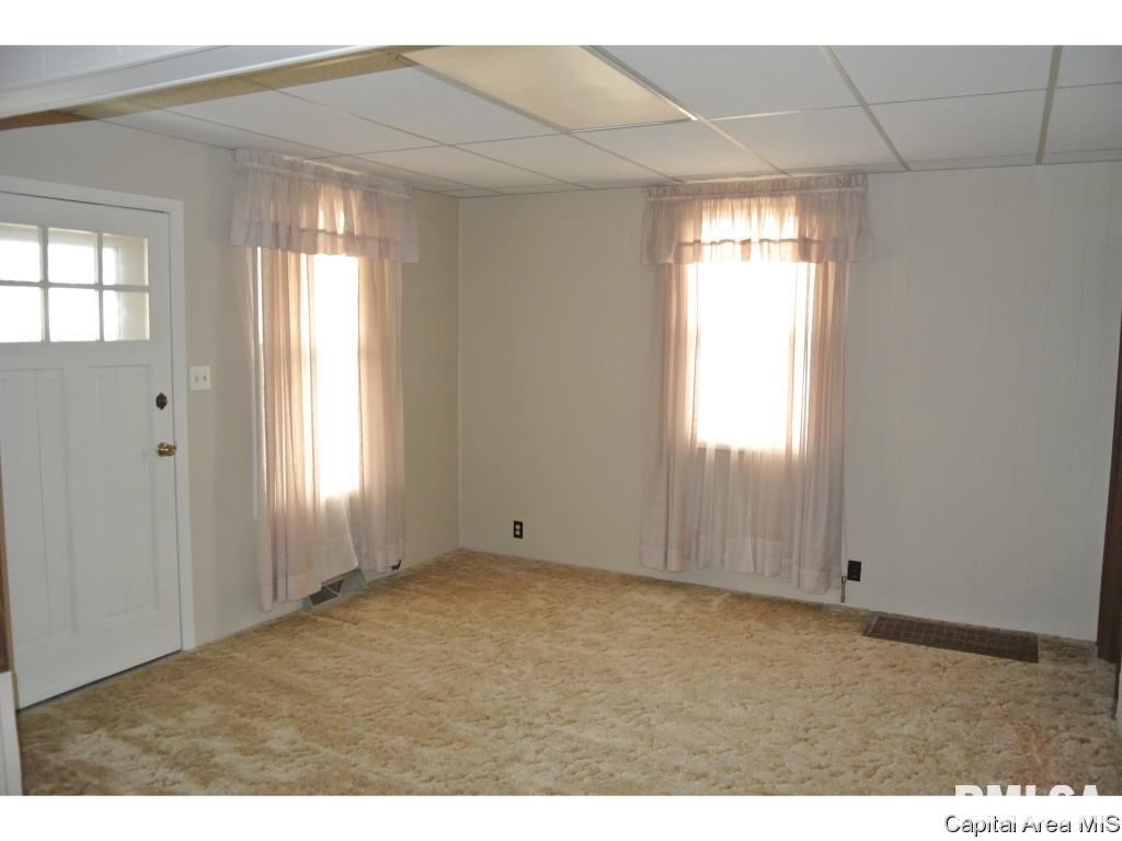1100 West Elliott Avenue Springfield, IL 62702 - Photo 16 of 21 Gallery Image 16