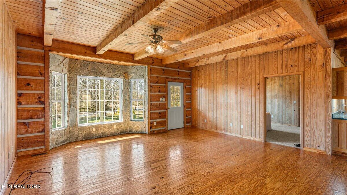 1793 Cherokee Drive Bean Station, TN 37708 - Photo 15 of 60 05-Great Room