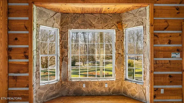 $564,000 | 1793 Cherokee Drive, Bean Station, TN 37708