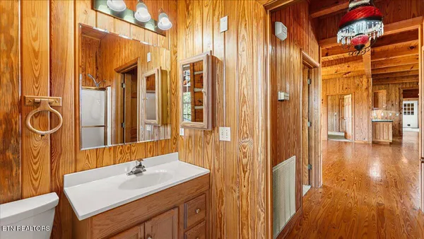 $564,000 | 1793 Cherokee Drive, Bean Station, TN 37708